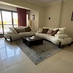 An Elegant Apartment In Park Mall With Lake View